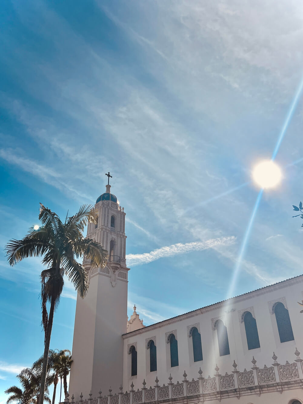 USD Immaculata lens flare