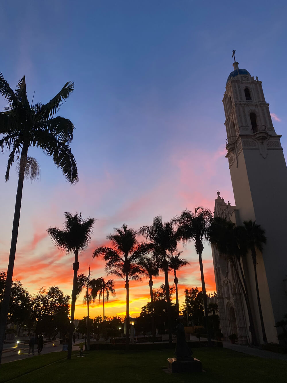 Immaculate colorful sunset